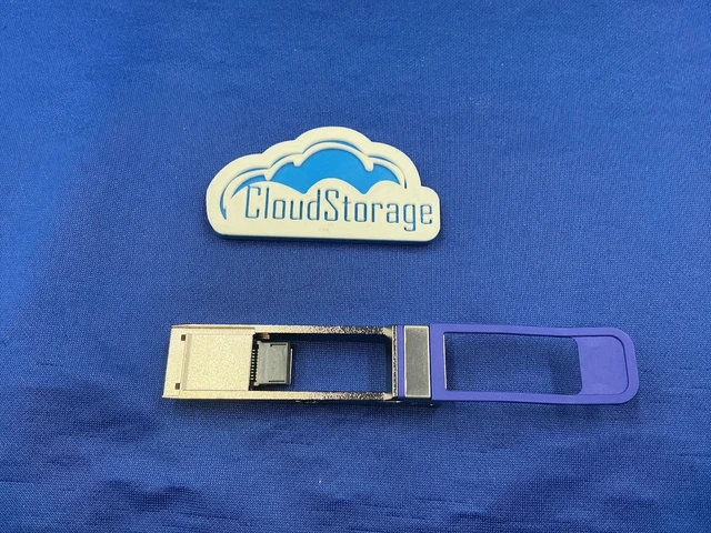 Alt view image 5 of 7 - NOB 720193-B21 HPE BLADESYSTEM C-CLASS QSFP+ TO SFP+ ADAPTER