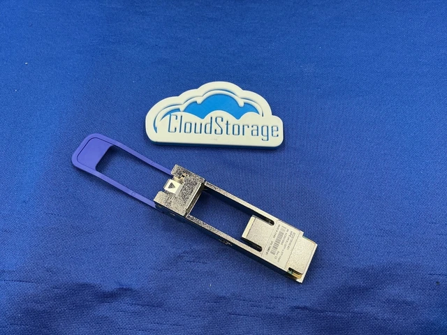 Alt view image 4 of 7 - NOB 720193-B21 HPE BLADESYSTEM C-CLASS QSFP+ TO SFP+ ADAPTER