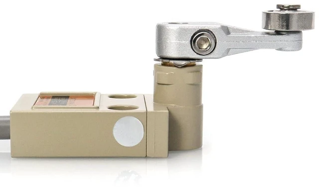Alt view image 5 of 7 - Waterproof TZ-3104 Limit Switch with Roller Lever Plunger, Momentary SPDT 1NO+1NC, 3m Cable, 2 Pack