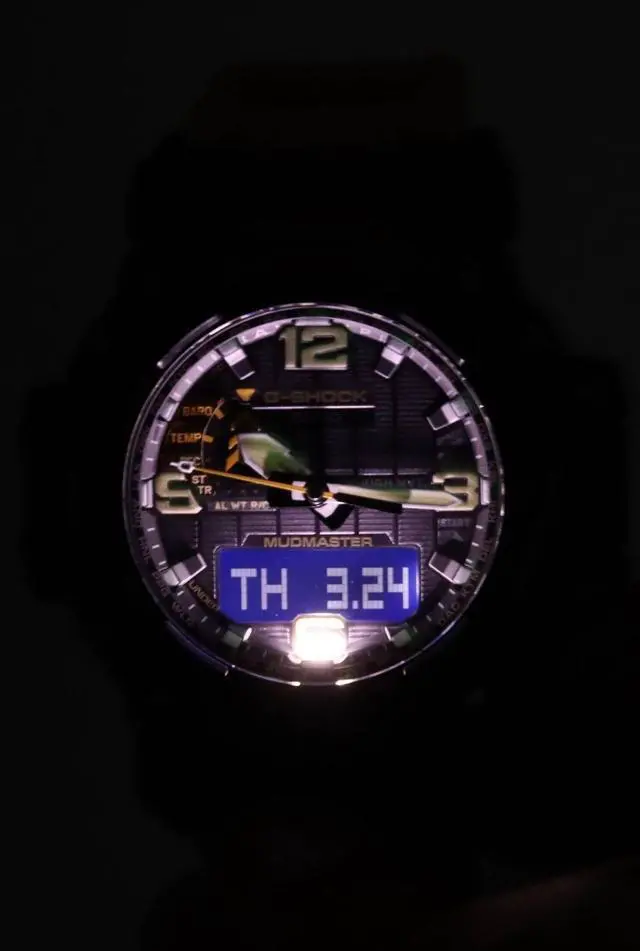 Alt view image 3 of 5 - Casio G-Shock Analog Digital Sports Tough Solar 200M Mens Watch GWG-2000-1A5