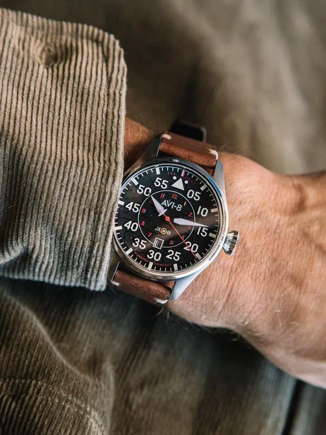 Alt view image 5 of 7 - AVI-8 Hawker Hurricane Wittering Clowes Pilot Automatic AV-4097-01 Men's Watches
