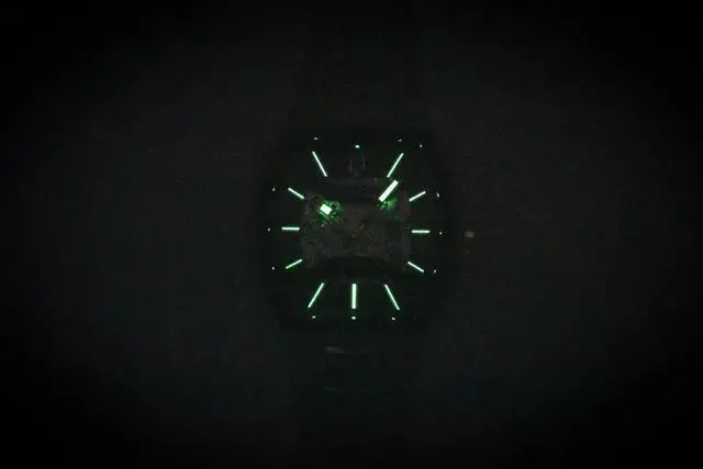 Alt view image 2 of 3 - Bulova Maquina Stainless Steel Blue Dial Automatic 98A319 Men's Watch