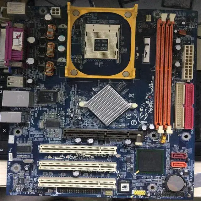 Main image of Classic GA-8I865GME-775 865GGA-8I865GME478 AGP Fully Integrated Dual IDE