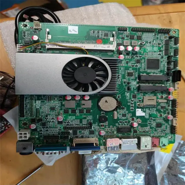 Main image of Mini Industrial Control Main Board I3-4005U/DC12V/dual EDP Interface JXD-I3T-4C2E/LPT Expansion