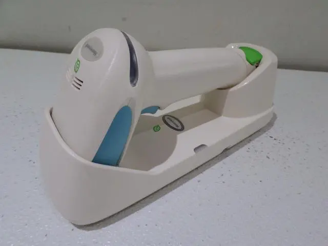 Alt view image 2 of 7 - Honey,well 1952HHD 2D Wireless Bar,code Scan,ner w/ Dock 1952HHD-5-BF-INT