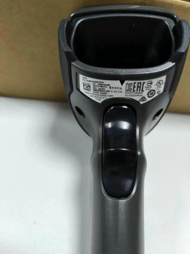 Alt view image 4 of 6 - Ze,bra Sym,bol DS4608 Bar,code Reader Scan,ner DS4608-SR00007ZZWW w/USB Cable