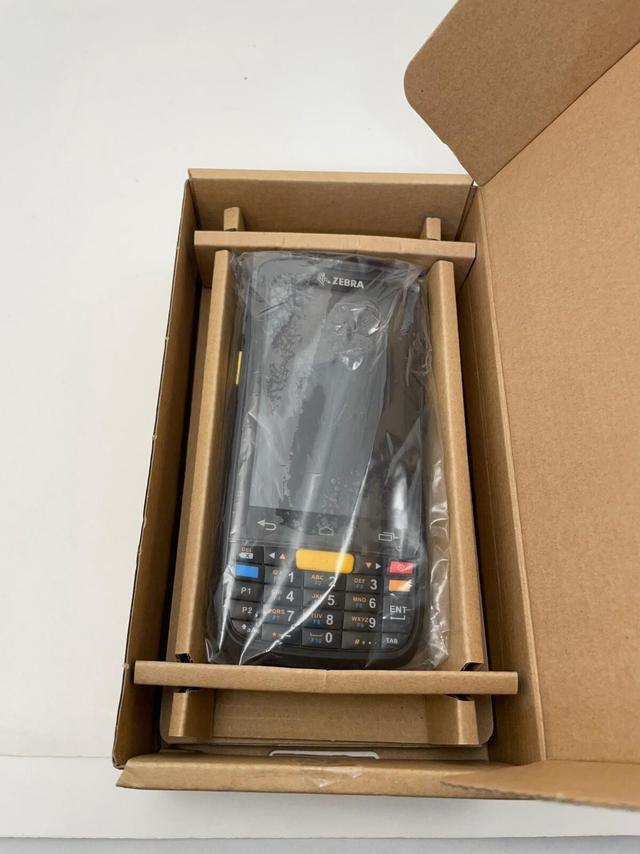 Alt view image 2 of 7 - Ze,bra MC369A Handheld 1D Bar,code Scan,ner Android RFID Numeric MC369A-C00NCS