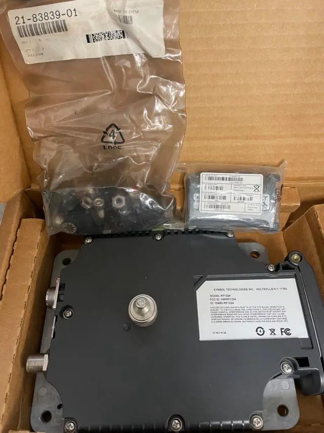Alt view image 4 of 7 - Motor,ola RFID Reader RD5045-20511010-US / RF1224-FL401000-US - NOB