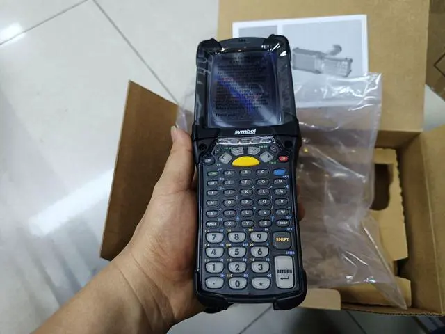 Alt view image 4 of 5 - Sym,bol MC92N0-G90SXERA5WR Handheld Terminal Mobile Computer Bar,code Scan,ner
