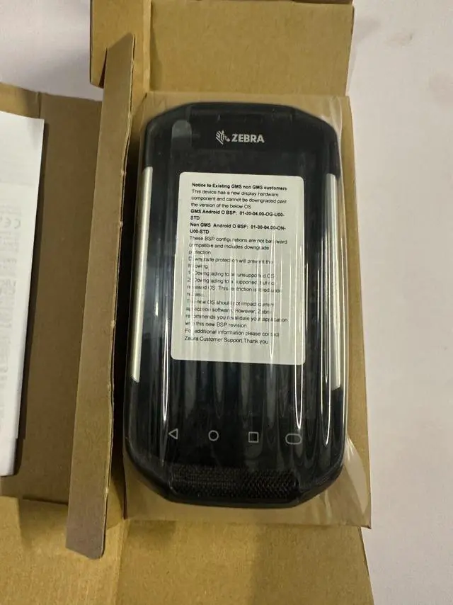 Alt view image 4 of 7 - Ze,bra TC77HL 5MG24BG-A6 Android 8.1 Oreo 32 GB Rear/Front Camera Bar,code Scan,ner
