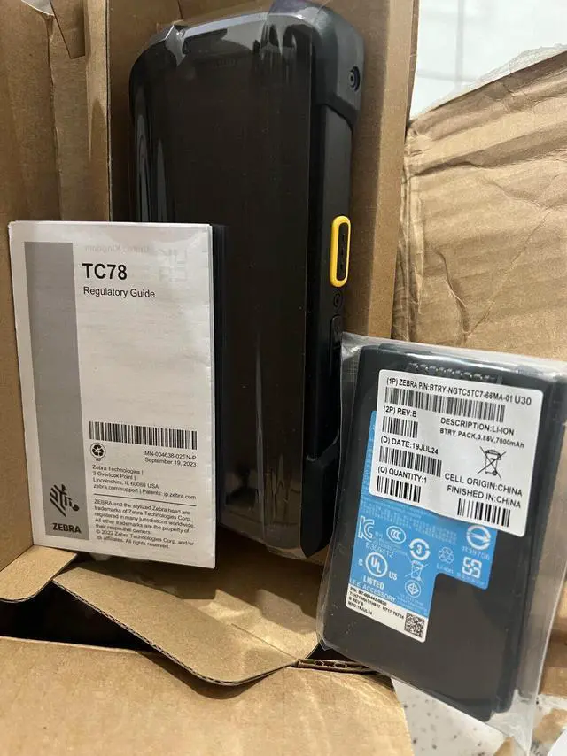 Alt view image 2 of 5 - Ze,bra TC78 Mobile Computer Bar,code Scan,ner - TC78A1-3T1K6B1E10 - With Battery