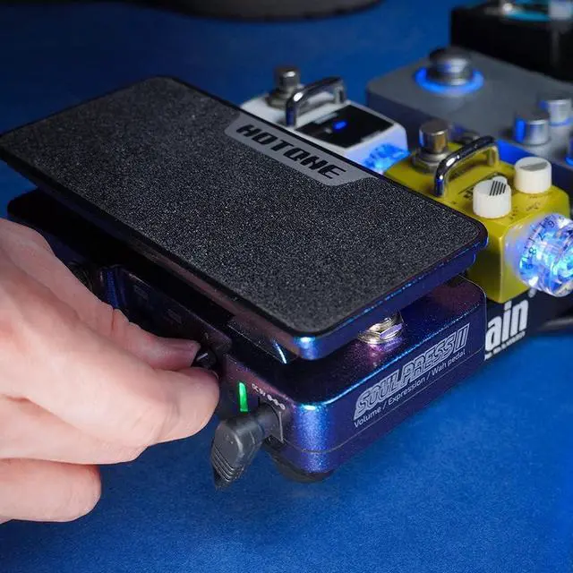 Alt view image 7 of 7 - Hotone Wah Active Volume Passive Expression Guitar Effects Pedal Switchable Soul Press II 4 in 1 with Visible Guitar Effects Pedal
