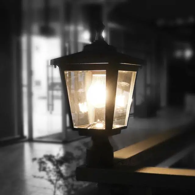 Alt view image 3 of 4 - Solar Post Light Outdoor ST4319Q Cast Aluminum Filament LED with Mounting Base for Pire Pillar Garden Yard Pole Bollard Gates Driveway Pathway Walkway