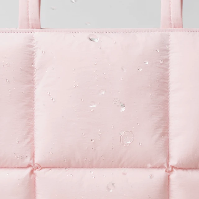 Alt view image 5 of 5 - Comfyable Puffy Laptop Bag Compatible for 13 Inch 14 Inch MacBook Pro/Air, Lightweight Puffer Handbag for Women with Laptop Compartment, Quilted Anti-Slip Shoulder Bag for Work, Travel, College, Pink