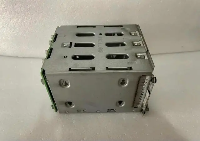 Main image of For ML150G6 ML330G6 3.5 hard disk cage 466510-001 519736-001 ML150 G6 ML330 G6