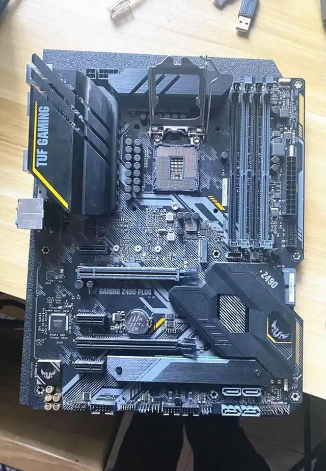 Main image of FOR TUF GAMING Z490-PLUS motherboard A 1200 support i3-10300 10500 10600 11600 11700 11900 cpu M.2 DDR4 128GB