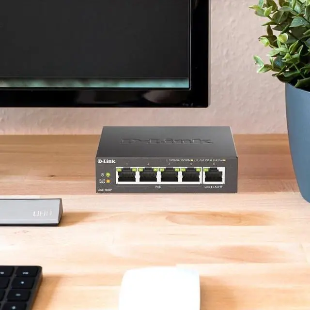 Alt view image 5 of 7 - D-Link 5-Port Gigabit PoE+ Unmanaged/Plug and Play (60W Total PoE Budget 4xPort) Metal Compact Desktop Switch - (DGS-1005P)