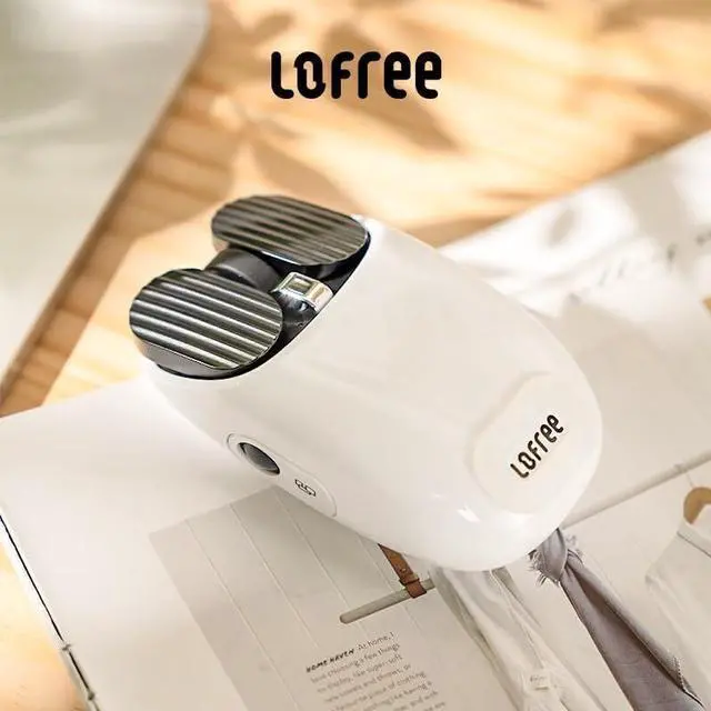 Alt view image 2 of 7 - Wireless Bluetooth Mouse  MAUS Chips Design, 4000 DPI, Dual Mode (Bluetooth/2.4G), Silent Click, Rechargeable, for Windows/Mac, White, 60-Day Battery