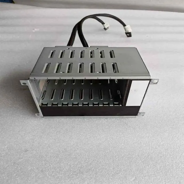 Main image of For ML350 g6 2.5-inch hard drive cage 511782-001 499263-001
