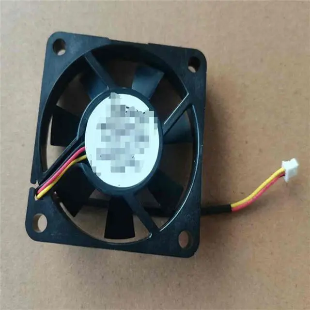 Main image of FOR FAN FOR MFB52A-12HA MFB50A-12A DC 12V 0.11A MFB50E-05 MFB50E-05-001-L6-00 5V 50x50x10mm 3-Wire Server Cooling Fan