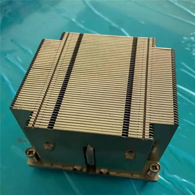 Main image of FOR SNK-P0038PS 1366 1356 heat sink 2U