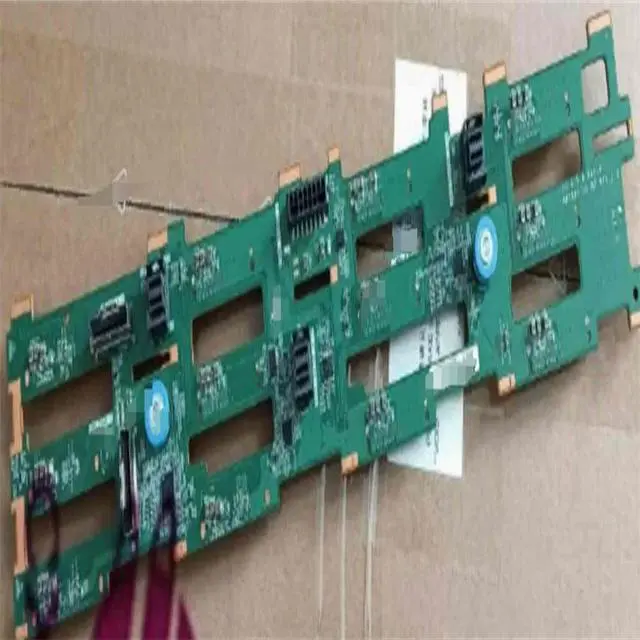 Main image of FOR HR650X server hard drive backplane 12 * 3.5 supports 4 U.2 00MX384