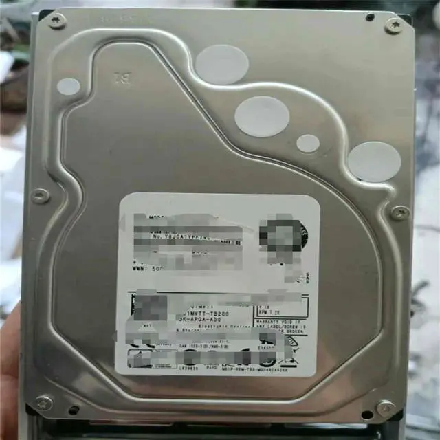 Main image of FOR 01MVTT 1MVTT 4T MG04SCA40ENY 01MVTT 3.5' 7.2K 12Gb SAS Servers hard drive hdd