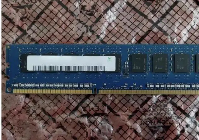 Alt view image 2 of 2 - Suitable for 4G 1RX8 PC3-12800E 1600 HMT451U7AFR8C-PB server memory bar