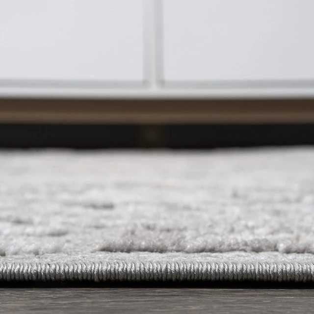 Alt view image 6 of 7 - JONATHAN Y Paisley High-Low Indoor Outdoor Area Rug 4X6 Light Gray/Ivory, Gordes for Backyard, Patio, Porch, Easy-Cleaning, High Traffic, Pet-Friendly, Non-Shedding (AMC103A-4)