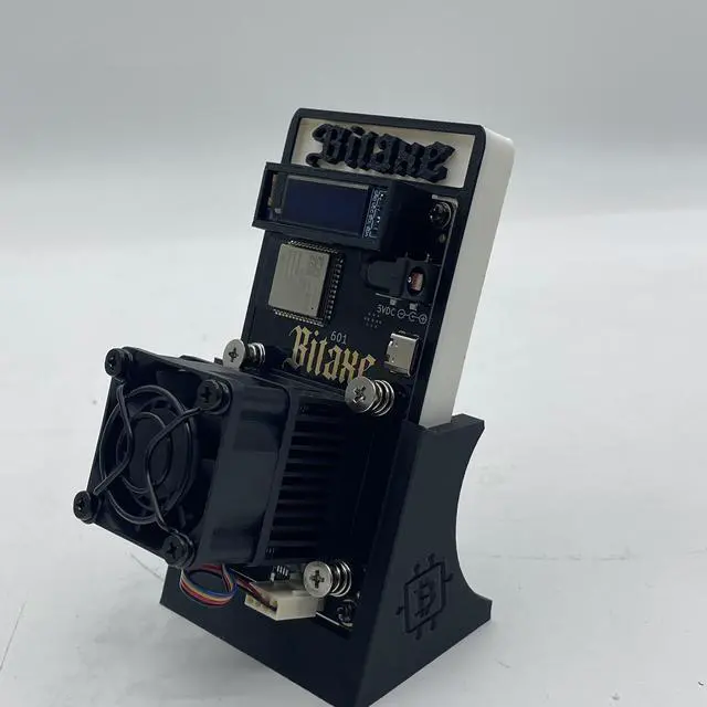 Main image of Bitsoloplayer Bitaxe Gamma 601 1.2TH/S SHA-256 BM1370BC Bitcoin Miner 2.4G WiFi 17W Low Noise Crypto Home Miner