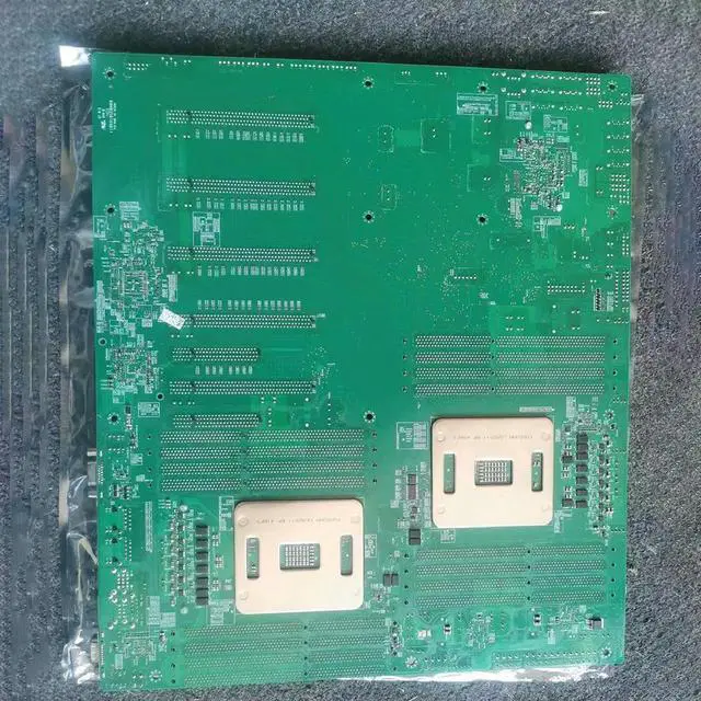 Alt view image 2 of 3 - Xeon E5-2600 V1/V2 Family LGA2011 DDR3 For S Motherboard X9DRG-QF