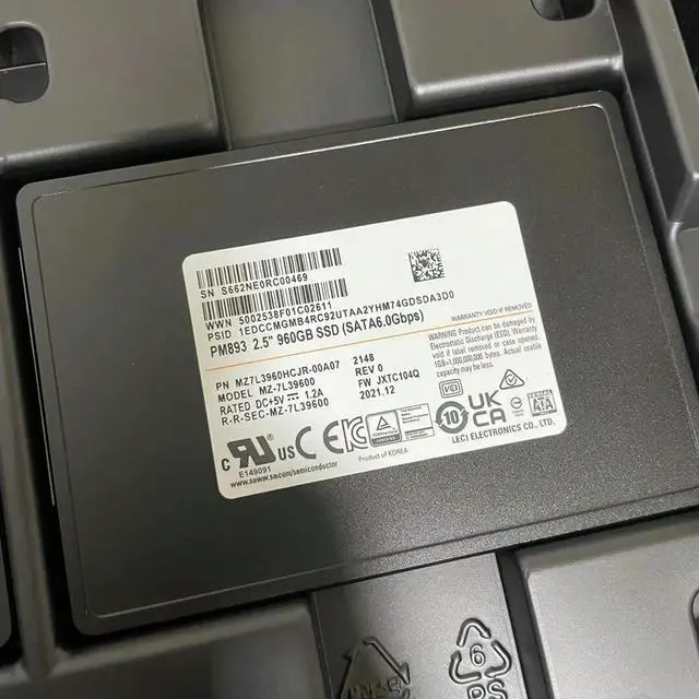 Alt view image 2 of 2 - SSD For PM893 Enterprise Server Solid State Drive MZ7L3960HCJR-00A07 960G SATA 2.5"