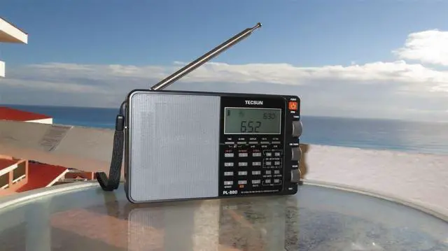 Alt view image 2 of 5 - Tecsun PL880 Portable Digital PLL Dual Conversion AM/FM Longwave Shortwave Radio with SSB (Single Side Band) Reception