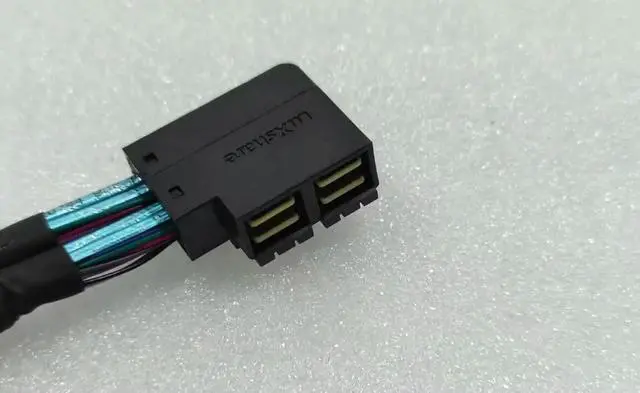 Alt view image 3 of 3 - R540 H330 H730P H740P 8*3.5  8 HDD BACKPLANE SAS array card line 498VF 0498VF,