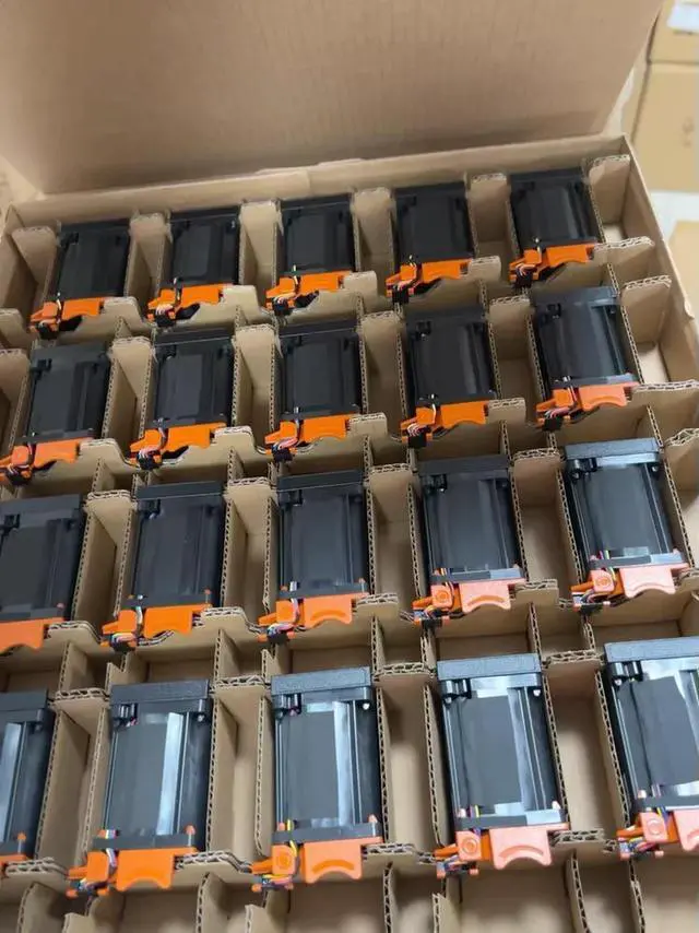 Alt view image 2 of 3 - 1pcs poweredge server R660XS Cooling Fan 6PR7H 06PR7H,