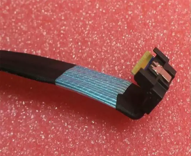 Alt view image 2 of 3 - R750 R750XS R7525 front small card SAS line 16*2.5 backplane 4HYC0 04HYC0,