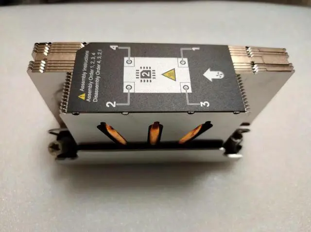 Main image of R760XD2 R760 XD2 CPU2 High Performance Radiator 800R0 0800R0,