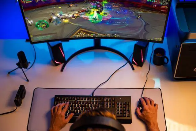 Alt view image 5 of 7 - MMO Mouse - 23 Programmable Buttons, 16 000 DPI Optical Sensor, Switch to Joystick Mode with Spring-Loaded Base - PC, Mac, and Linux