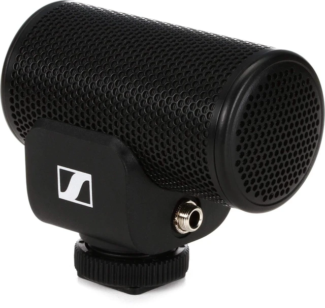 Main image of Professional MKE 200 Directional On-Camera Microphone with 3.5mm TRS and TRRS Connectors for DSLR, Mirrorless & Mobile,Auxiliary
