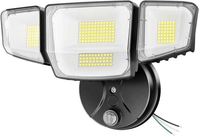 Main image of Onforu 90W Dusk to Dawn Outdoor Lighting,10000lm Flood Lights Outdoor,IP66 Waterproof Black LED Security Light with Photocell,6500k Daylight 4 Adjustable Heads Exterior Light Fixture for Yard,Garden