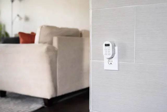 Alt view image 6 of 7 - Plug-in Digital Timer, 2 Grounded Outlets, White