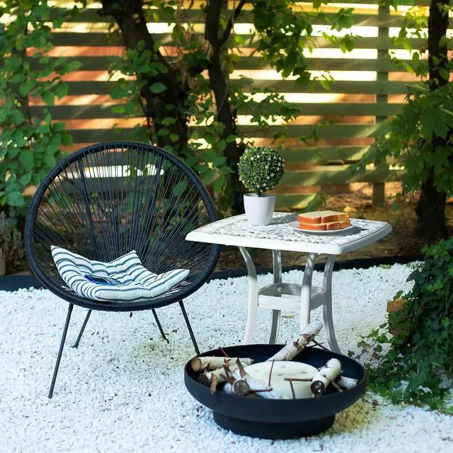 Alt view image 7 of 7 - VINGLI 21" Cast Aluminum All Weather Round Patio Coffee Table Porch Bistro End Table (White)