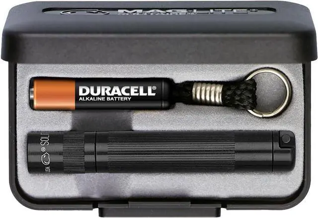 Main image of Maglite Solitaire Incandescent 1-Cell AAA Flashlight in Presentation Box Black