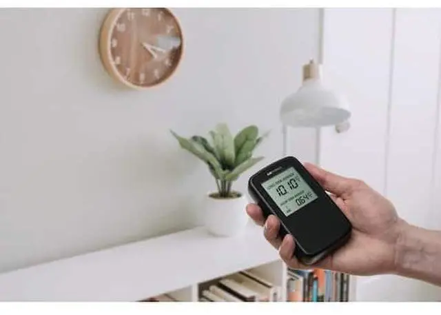 Alt view image 6 of 7 - Battery Operated Digital Radon Detector 2350