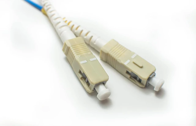 Alt view image 3 of 5 - FCD 0.5M-300M SFP | 100Gb | Duplex | MMF | Fiber Optic | OFNR