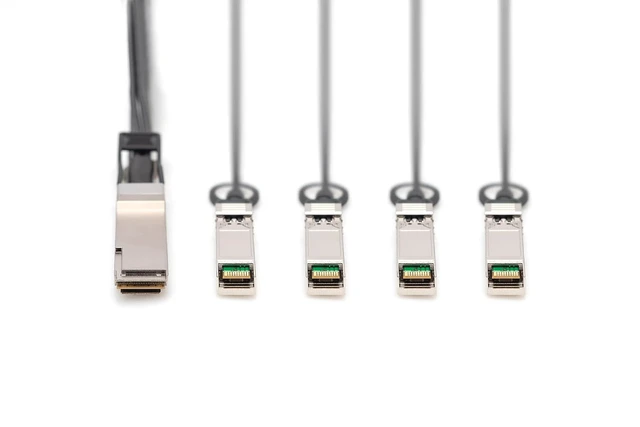 Alt view image 5 of 5 - DIGITUS Direct Attach Copper, 1x QSFP+ 40G to 4X SFP+, 1m