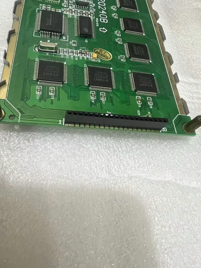 Alt view image 2 of 2 - 320240B LCD screen