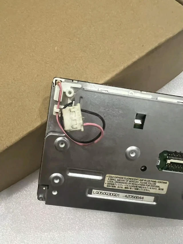 Alt view image 2 of 2 - industrial display LCD screen LQ050Q3DG01