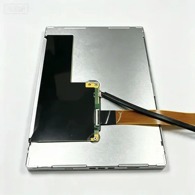 Alt view image 2 of 3 - Industrial LCD screen LQ121S1DC71