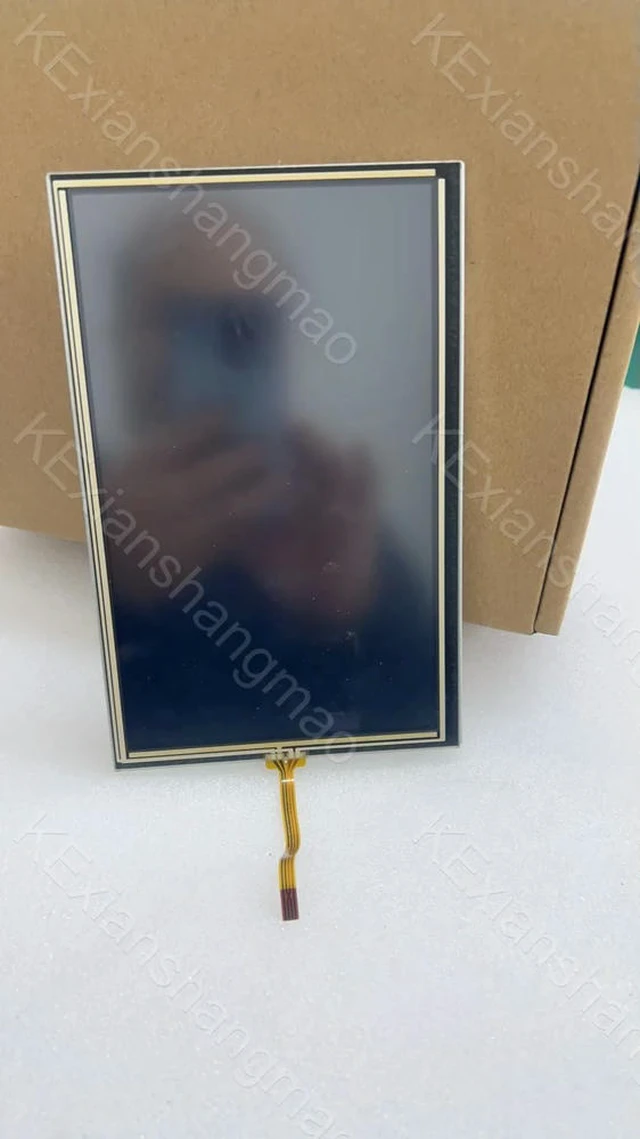 Alt view image 3 of 3 - TX20D200VM5BAA with touch screen display